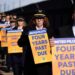 United pilots protesting last November