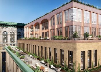 The Textile Building fills the entire east blockfront between West 30th and 31st streets.