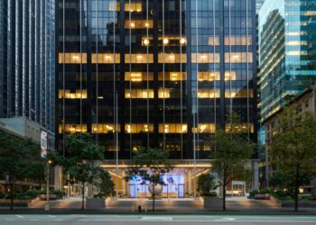 Legal powerhouse Paul, Weiss signed a mega-deal to move and expand into 765,000 square feet at Fisher Brothers’ 1345 Sixth, leaving behind 550,000 sf at RXR Realty’s 1285 Sixth.