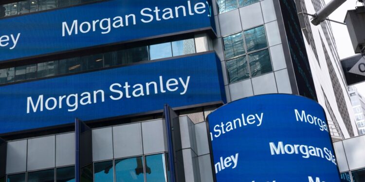 Morgan Stanley reported robust profits and revenue in the first quarter on Tuesday.