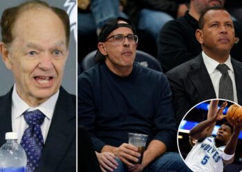 Alex Rodriguez, Marc Lore battle Glen Taylor for Timberwolves