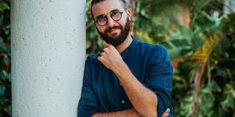 37-year-old Abraham Shafi allegedly deceived investors by falsely swelling the numbers of users who has signed up to his app.