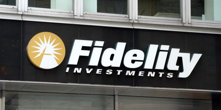 Fidelity user reported outages.