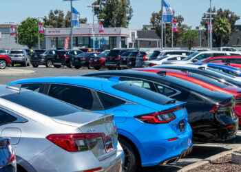 Why you shouldn’t wait ‘til the holidays to buy a car