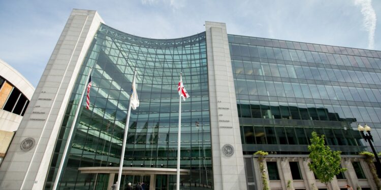 U.S. Securities and Exchange Commission building, Friday, June 19, 2015, in Washington.