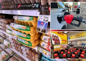 Consumer confidence plummets in September by most in 3 years