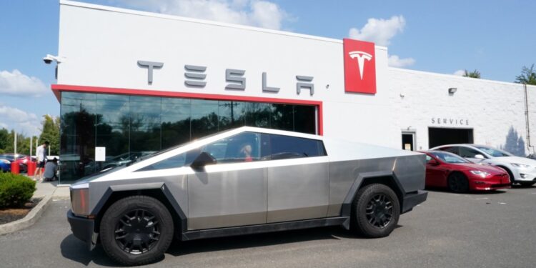 Cybertruck at Tesla dealer