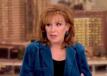 Rogan remarked on Behar's contention that the podcaster "believes in dragons."