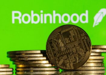 Robinhood's new Chinese competition forces Congress' hand to demand more information