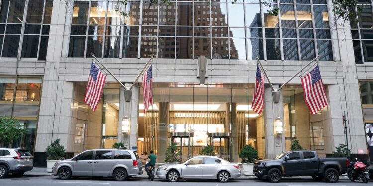 The fully-leased building's tenants include Mutual of America and Raymon James.