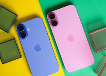 Apple reports best-ever earnings even as iPhone revenue slips