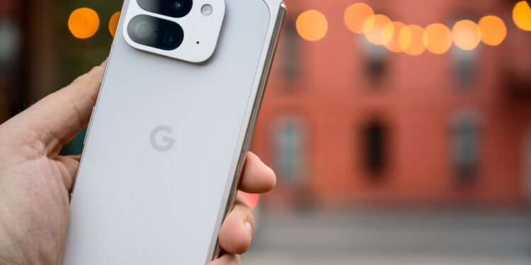 Google offers ‘voluntary exit’ to all US platforms and devices employees