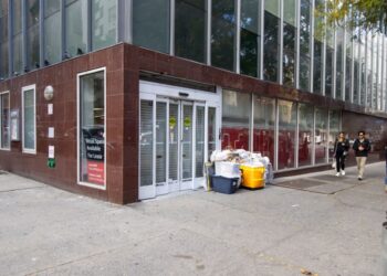 1223 2nd Avenue storefront exterior