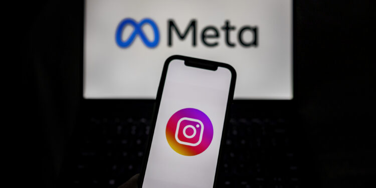 Thousands of Instagram users report outage of popular app