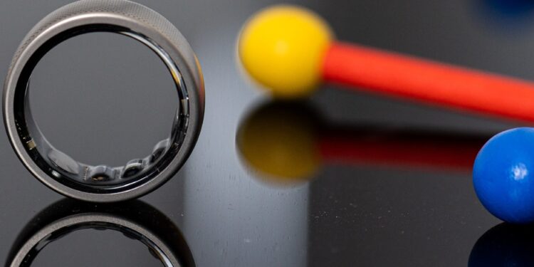 Amazfit Helio Smart Ring review: bargain bin bust