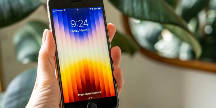 Apple’s new iPhone SE might be announced next week