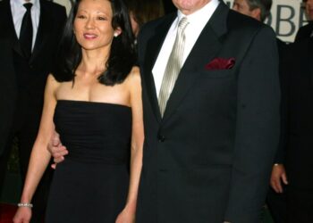 Gene Hackman & wife Betsy Arakawa during The 60th Annual Golden Globe Awards in 2003.