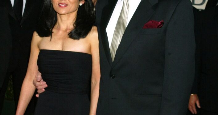 Gene Hackman & wife Betsy Arakawa during The 60th Annual Golden Globe Awards in 2003.