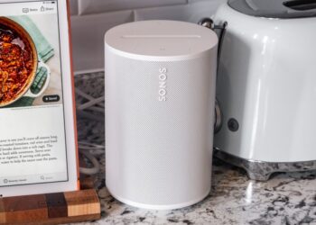 Sonos speakers and soundbars are 25 percent off for existing customers