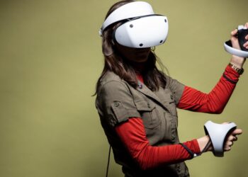 Sony drops PlayStation VR 2 price to $399