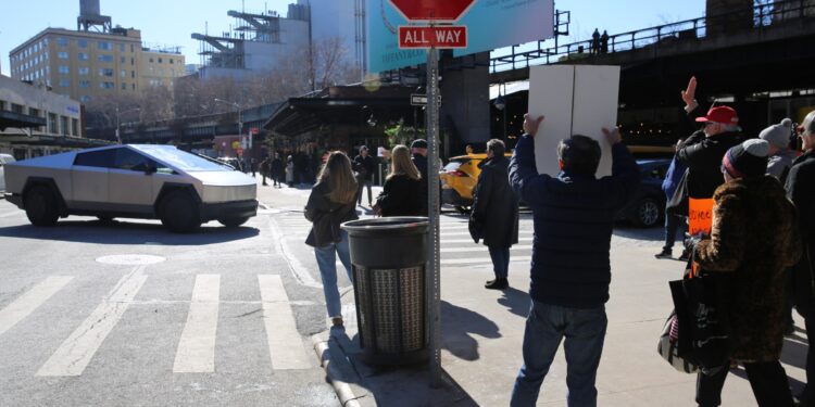 A stray Cybertruck prompted a particularly insulting chant.