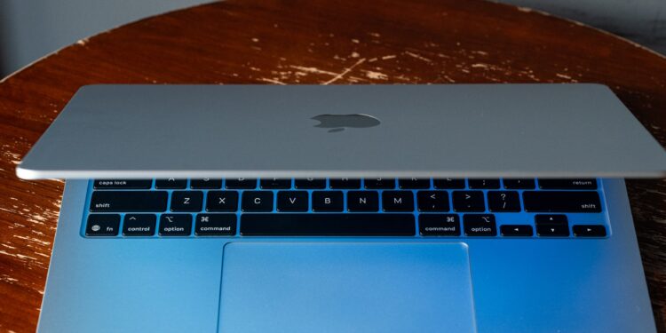 Apple MacBook Air M4 review: a little more for a little less