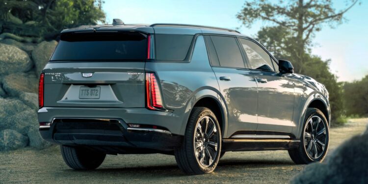 Cadillac’s new electric Escalade IQL will be the longest SUV in production