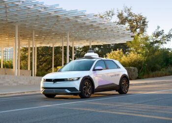 Hyundai teams up with Yandex spinoff Avride to develop robotaxis