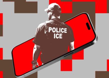 Is it safe to travel to the United States with your phone right now?