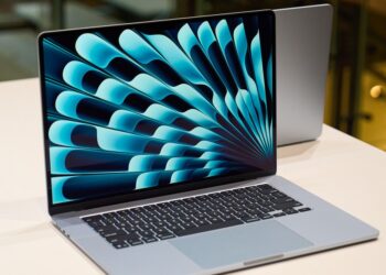 Our first look at Apple’s sky blue MacBook Air