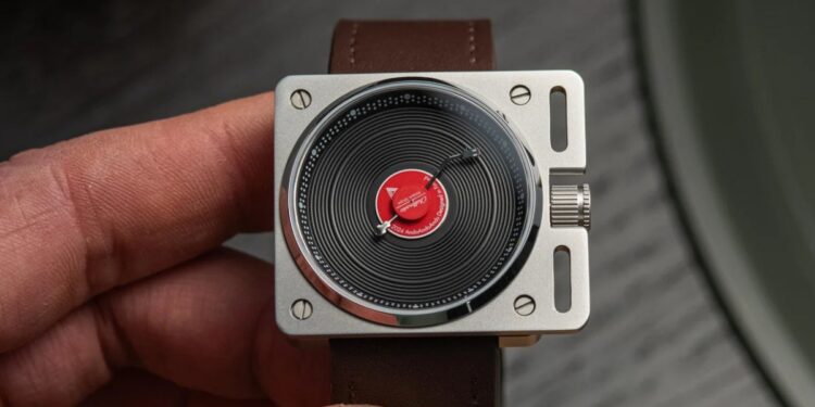 The iconic Technics SL-1200 inspired the design of this retro watch.