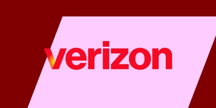 Verizon’s free satellite messaging service is now available