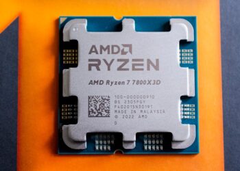 AMD’s Ryzen 7 7800X3D hardware bundle at Micro Center is $80 off