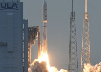 Amazon launches its first satellites to rival Starlink