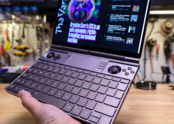 GPD Win Max 2 review: a surprisingly competent tiny laptop that doubles as a gaming handheld