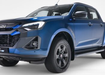 Isuzu starts mass producing its first all-electric pickup truck