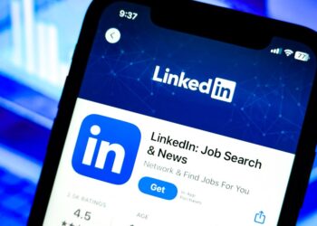 LinkedIn will let your verified identity show up on other platforms