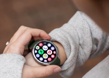 OnePlus won’t say why its Watch 3 suddenly costs $170 more than promised