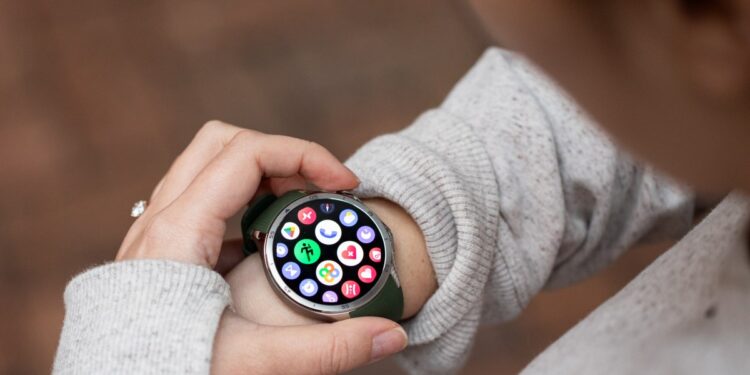 OnePlus won’t say why its Watch 3 suddenly costs $170 more than promised