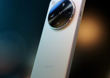 Oppo’s Find X8 Ultra squeezes better specs into a slightly thinner phone