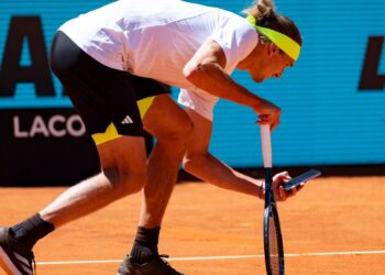 Tennis star Alexander Zverev calls out automated line judging system