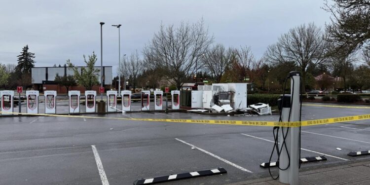 Tesla Supercharger damaged in possible explosion in Washington