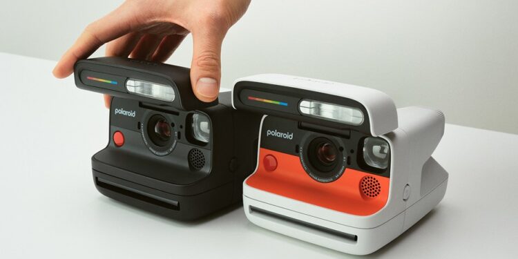 The Polaroid Flip will warn you about exposure issues before you shoot
