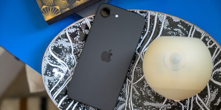 Trump’s tariffs put the iPhone in a tough spot