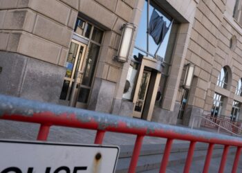 USAID decides not to collect former workers’ abandoned devices