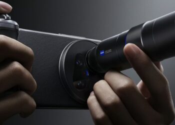 Vivo wants its new X200 Ultra smartphone to replace your camera