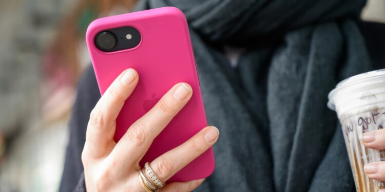 Apple opposes Texas app store age verification bill