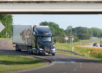 Aurora’s driverless trucks are making deliveries in Texas