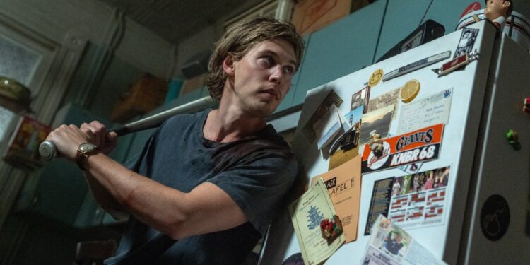 Caught Stealing pulls no punches in new trailer