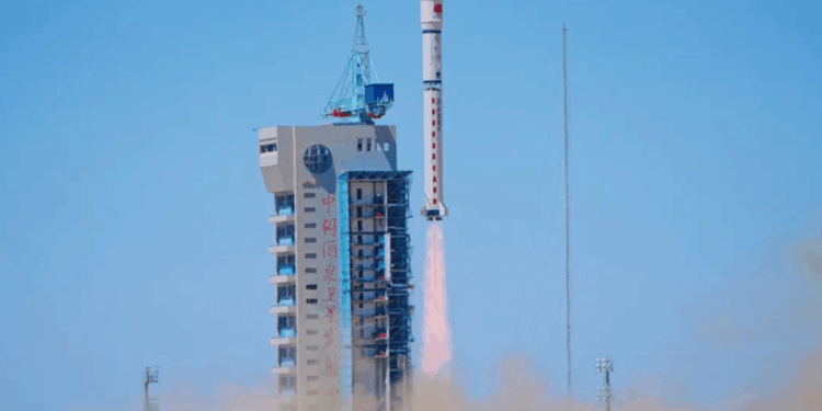 China begins assembling its supercomputer in space